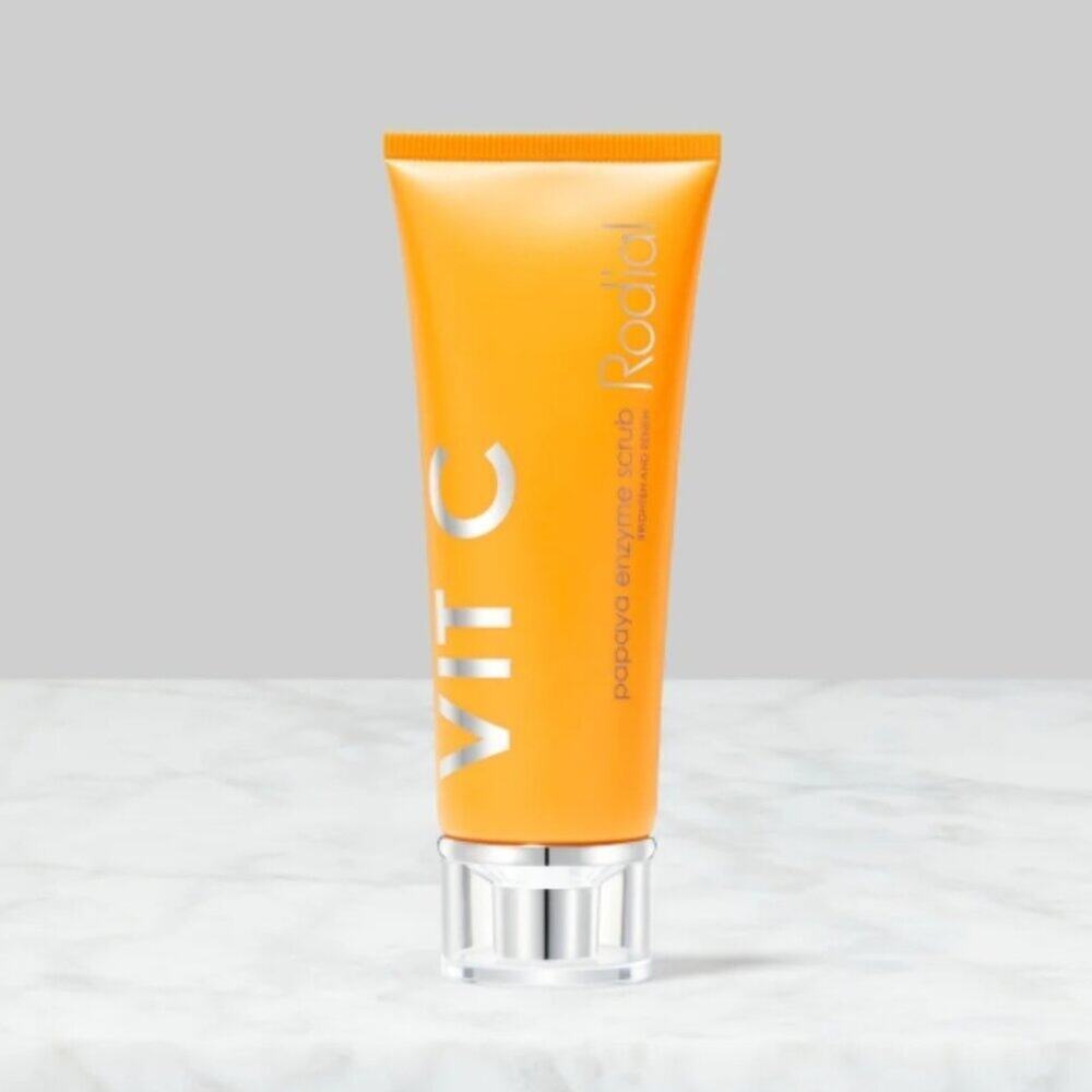 Rodial Vit C Papaya Enzyme Scrub